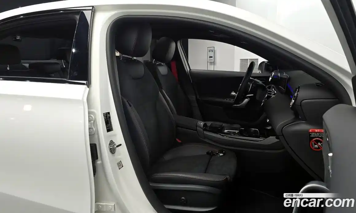Mercedes-Benz A-Class 2022 2.0 гидро, фото 9 Mercedes-Benz A-Class 2022 2.0 гидро, фото 9