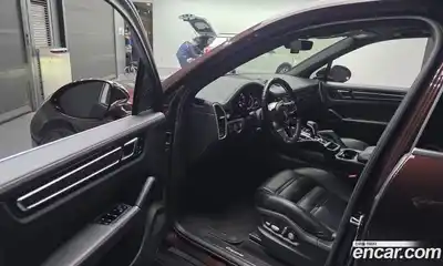 Porsche Cayenne 2021 3.0 автомат (гидро), миниатюра 10