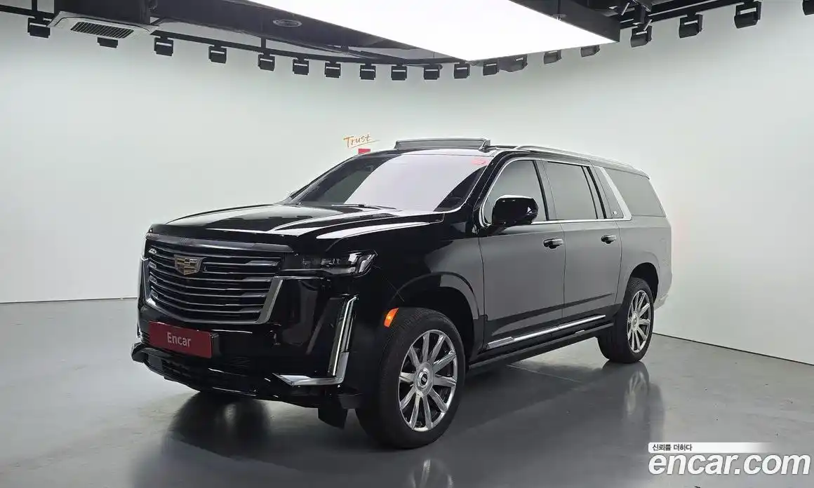 Cadillac Escalade 2022 6.2 автомат (гидро), фото 1 Cadillac Escalade 2022 6.2 автомат (гидро), фото 1
