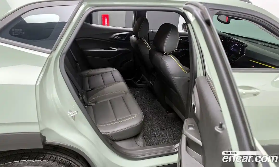 Chevrolet Trax 2024 1.2 автомат (гидро), фото 12