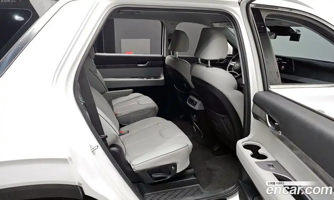 Hyundai Palisade 2023 2.2 автомат (гидро), фото 12