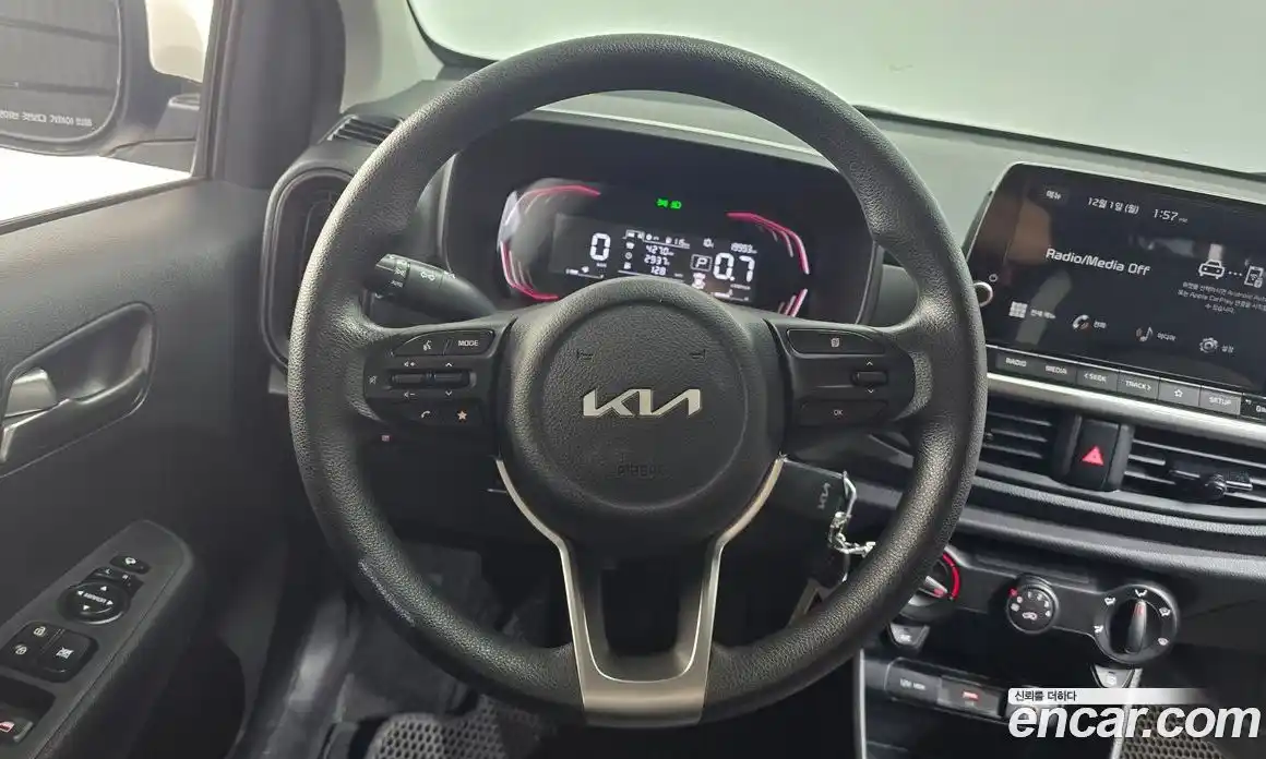 Kia Morning 2024 1.0 автомат (гидро), фото 13
