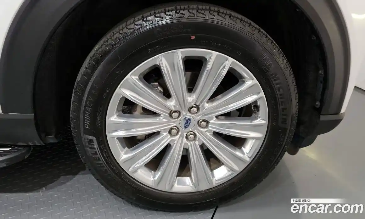 Ford Explorer 2022 2.3 автомат (гидро), фото 6