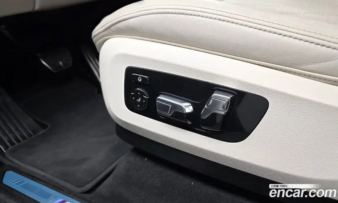 BMW X7 2025 3.0 автомат (гидро), фото 33