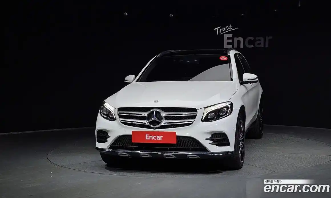 Mercedes-Benz GLC-Class 2018 2.1 гидро, фото 3 Mercedes-Benz GLC-Class 2018 2.1 гидро, фото 3