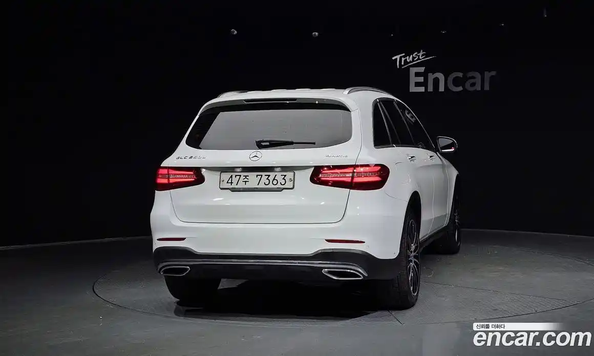 Mercedes-Benz GLC-Class 2018 2.1 гидро, фото 4 Mercedes-Benz GLC-Class 2018 2.1 гидро, фото 4