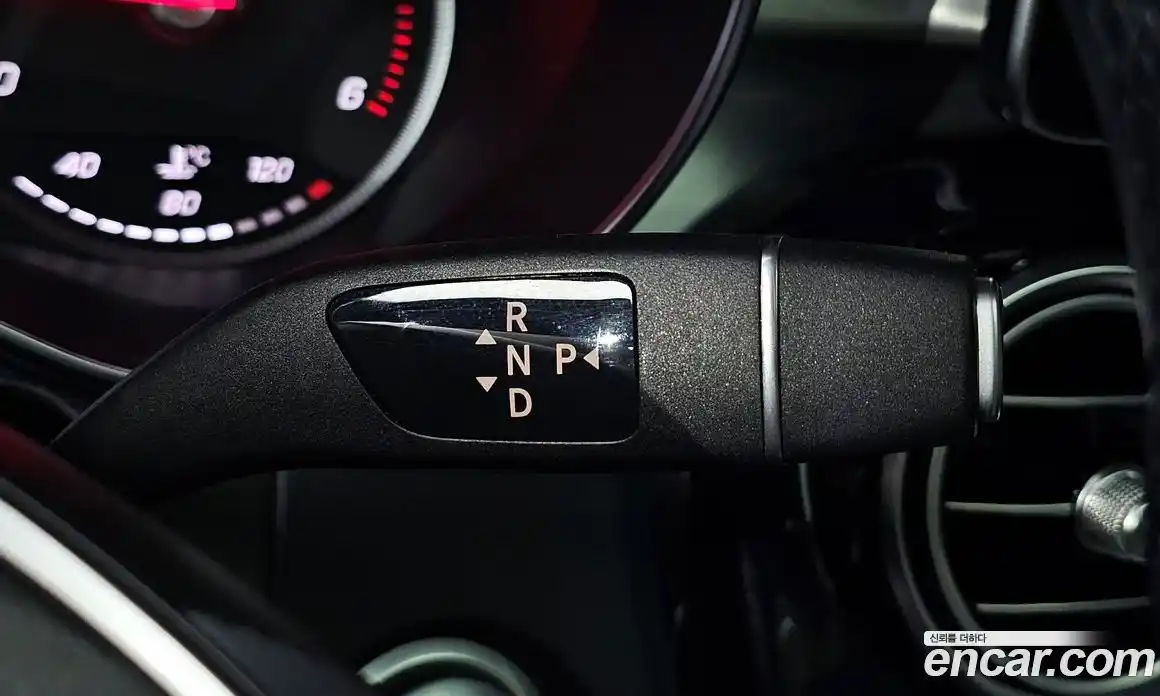 Mercedes-Benz GLC-Class 2018 2.1 гидро, фото 9 Mercedes-Benz GLC-Class 2018 2.1 гидро, фото 9