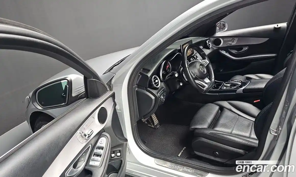 Mercedes-Benz C-Class 2018 2.0 гидро, фото 10 Mercedes-Benz C-Class 2018 2.0 гидро, фото 10