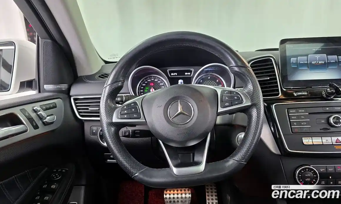 Mercedes-Benz GLE-Class 2017 3.0 гидро, фото 12 Mercedes-Benz GLE-Class 2017 3.0 гидро, фото 12
