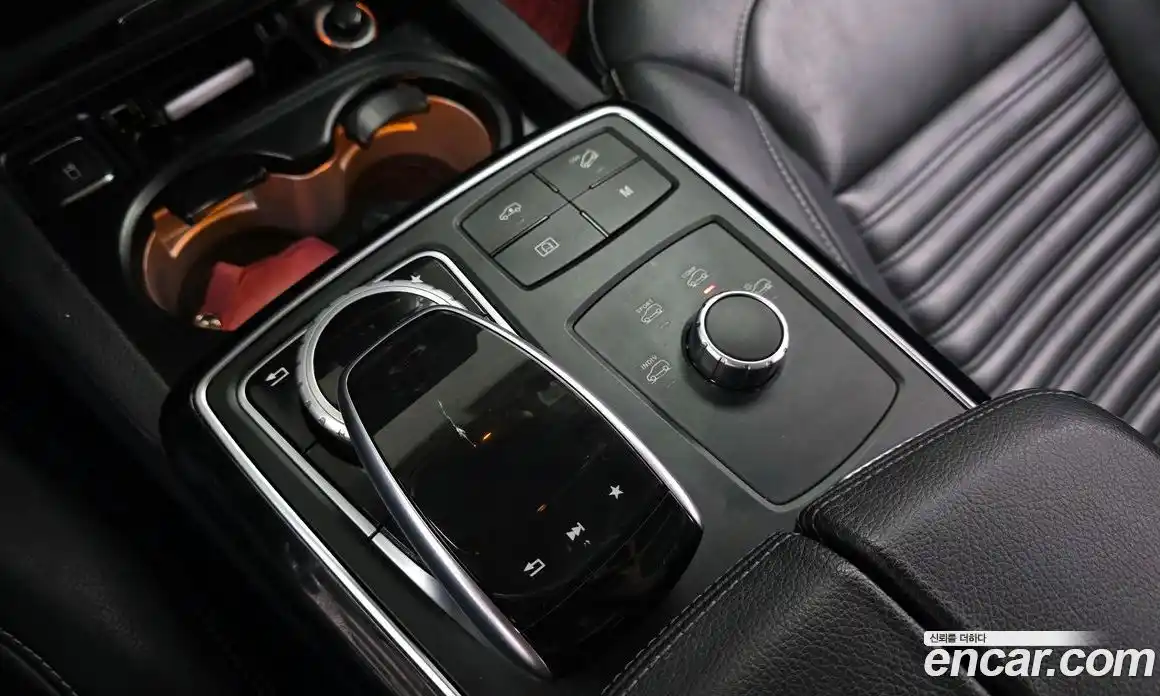 Mercedes-Benz GLE-Class 2017 3.0 гидро, фото 16 Mercedes-Benz GLE-Class 2017 3.0 гидро, фото 16