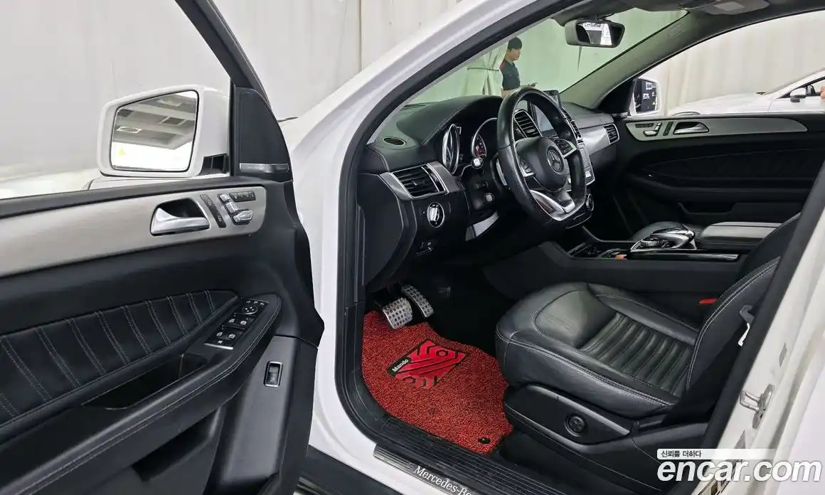 Mercedes-Benz GLE-Class 2017 3.0 гидро, фото 10 Mercedes-Benz GLE-Class 2017 3.0 гидро, фото 10
