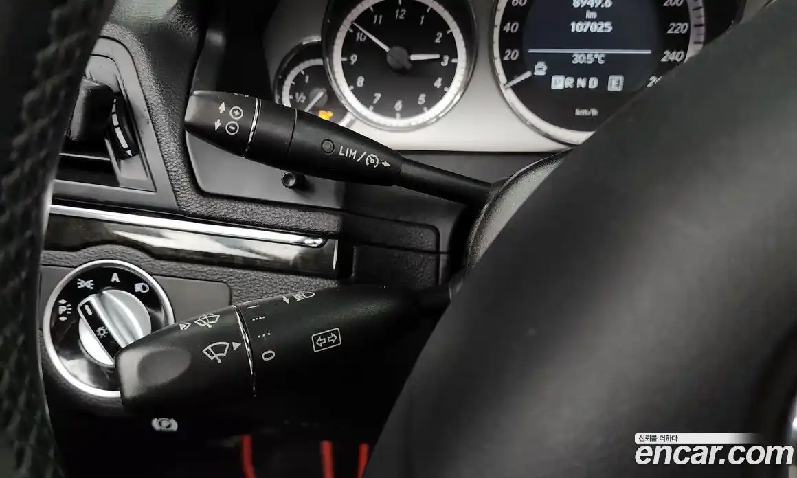 Mercedes-Benz E-Class 2011 3.5 автомат (гидро), фото 24