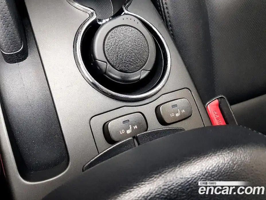 SsangYong Korando 2012 2.0 автомат (гидро), фото 16