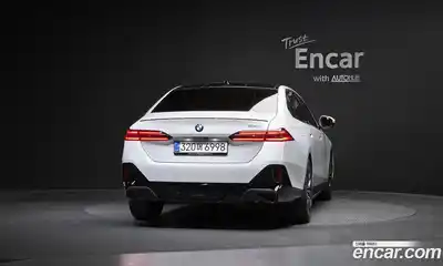 BMW 5 серия 2025 2.0 автомат (гидро), миниатюра 4
