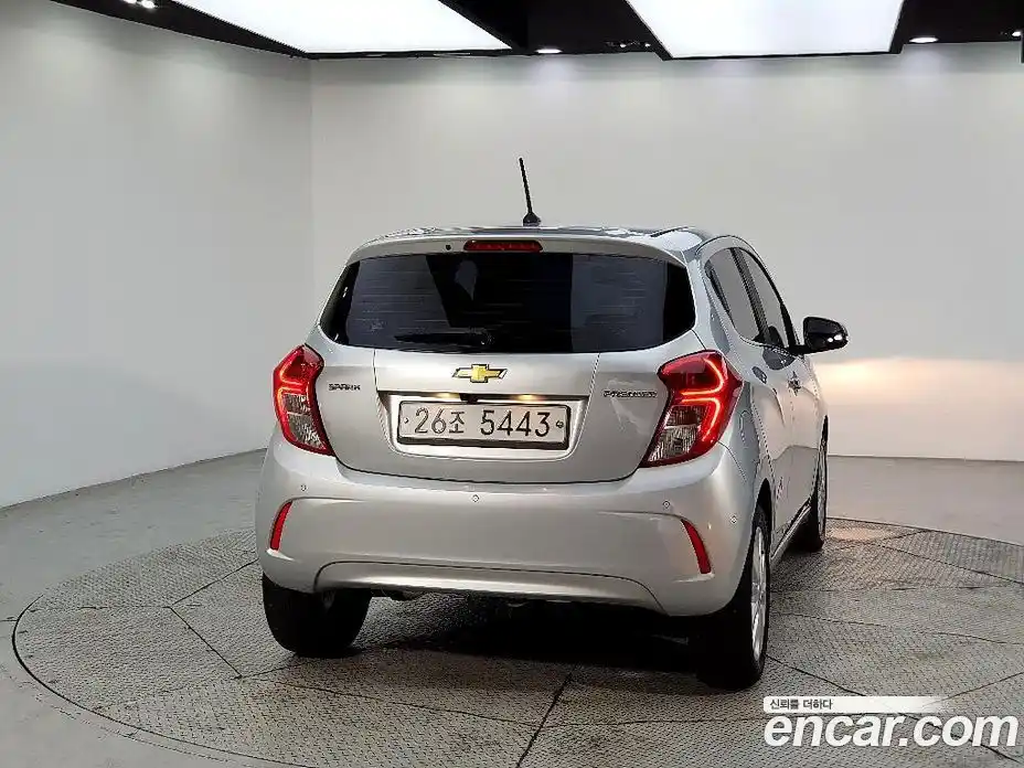 Chevrolet Spark 2018 1.0 автомат (гидро), фото 3