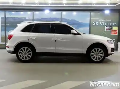 Audi Q5 2010 2.0 автомат (гидро), миниатюра 3