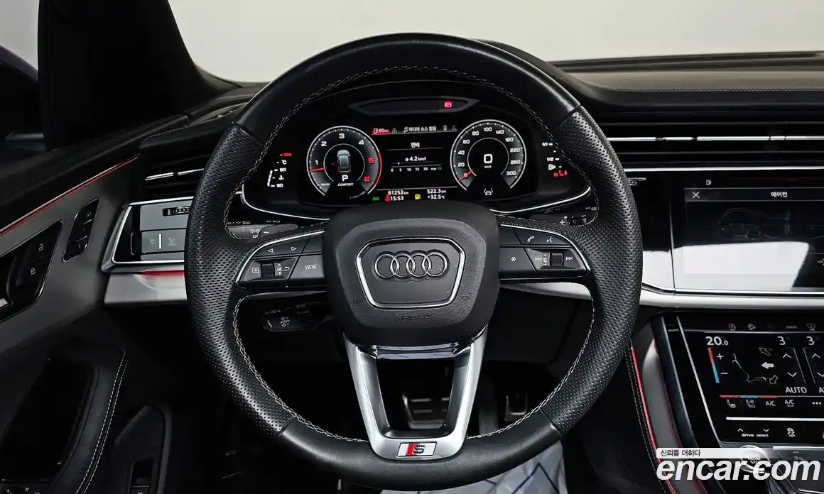Audi Q8 2023 3.0 автомат (гидро), фото 12