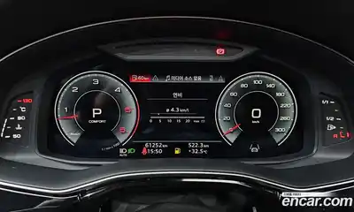 Audi Q8 2023 3.0 автомат (гидро), миниатюра 8