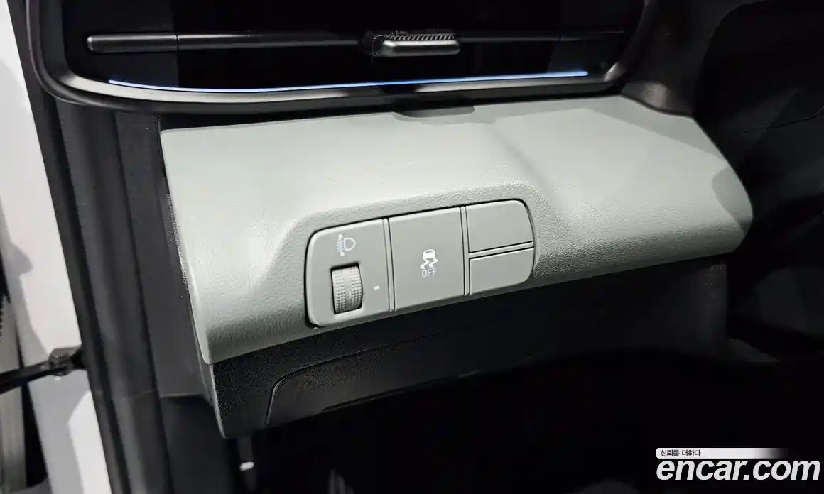 Hyundai Avante 2024 1.6 автомат (гидро), фото 16