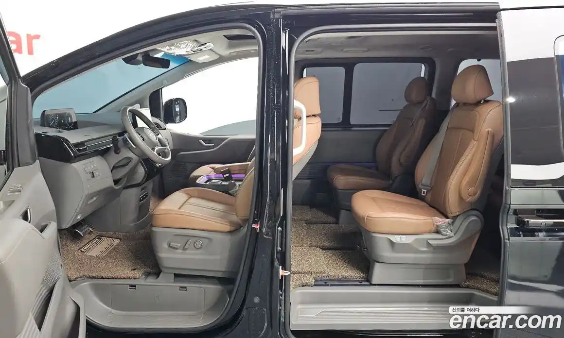 Hyundai Staria 2024 1.6 автомат (гидро), фото 26