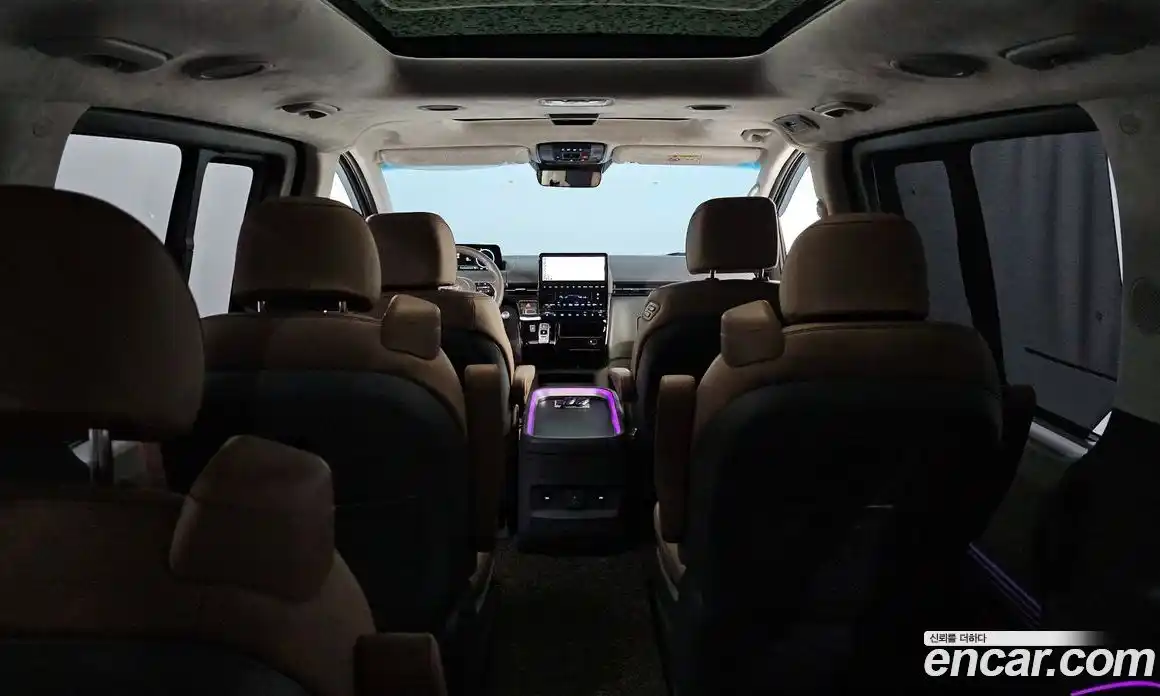 Hyundai Staria 2024 1.6 автомат (гидро), фото 29