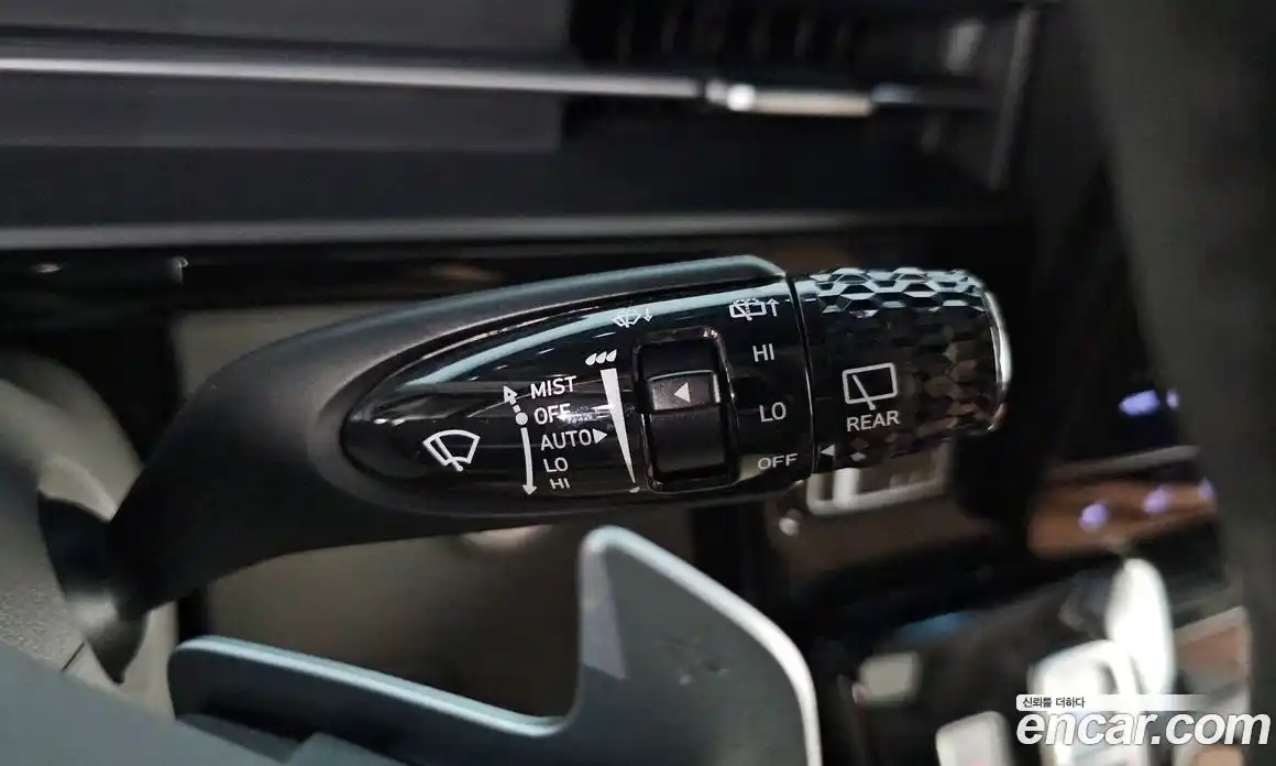 Hyundai Staria 2024 1.6 автомат (гидро), фото 38