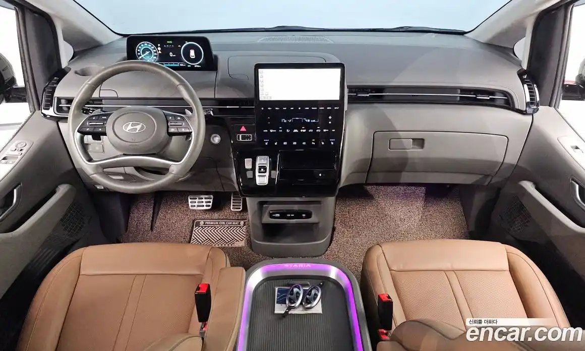 Hyundai Staria 2024 1.6 автомат (гидро), фото 9