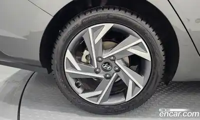 Hyundai Avante 2023 1.6 автомат (гидро), миниатюра 5