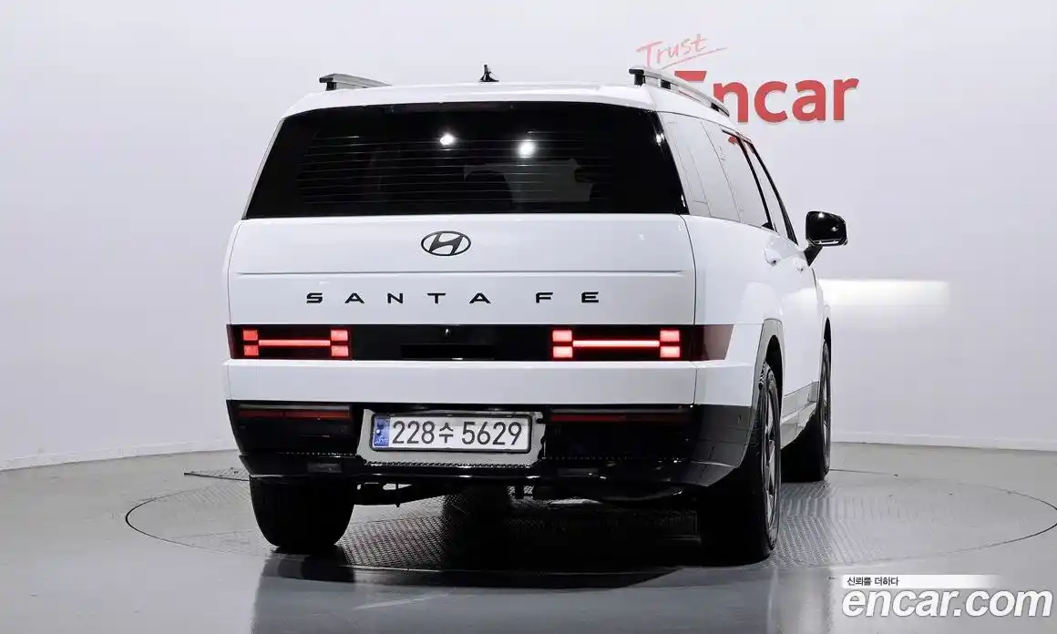 Hyundai Santa Fe 2024 1.6 автомат (гидро), фото 4