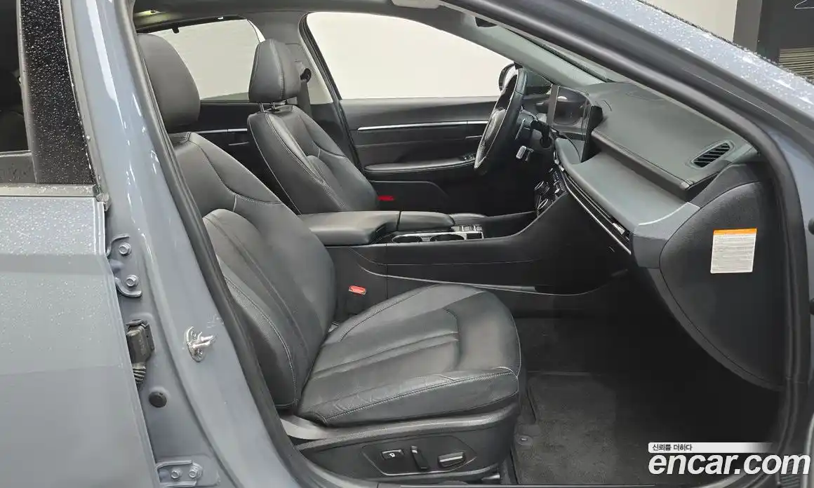 Hyundai Sonata 2024 2.0 автомат (гидро), фото 11