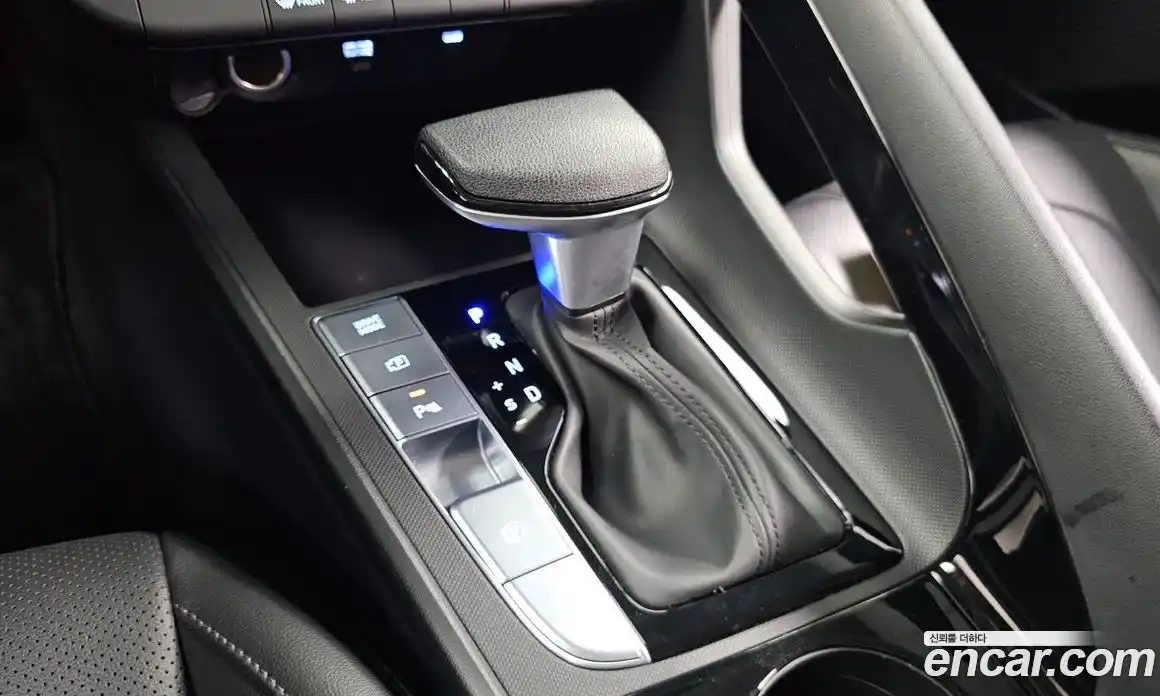 Hyundai Avante 2025 1.6 автомат (гидро), фото 12