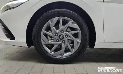 Hyundai Avante 2025 1.6 автомат (гидро), миниатюра 5