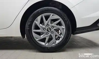 Hyundai Avante 2025 1.6 автомат (гидро), миниатюра 7