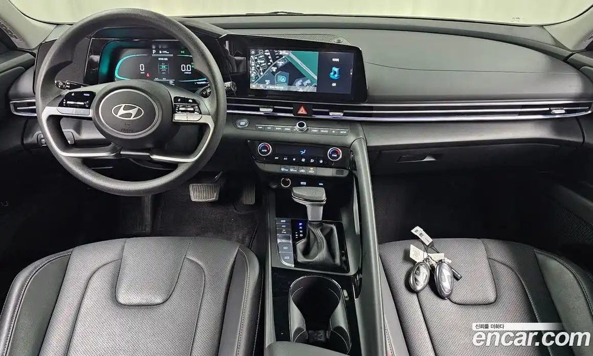 Hyundai Avante 2025 1.6 автомат (гидро), фото 10