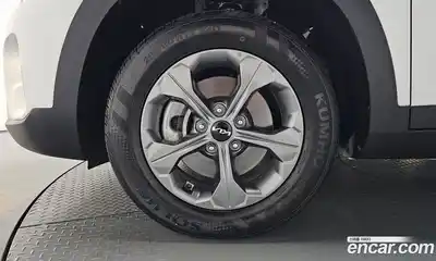 Kia Seltos 2024 1.6 автомат (гидро), миниатюра 4