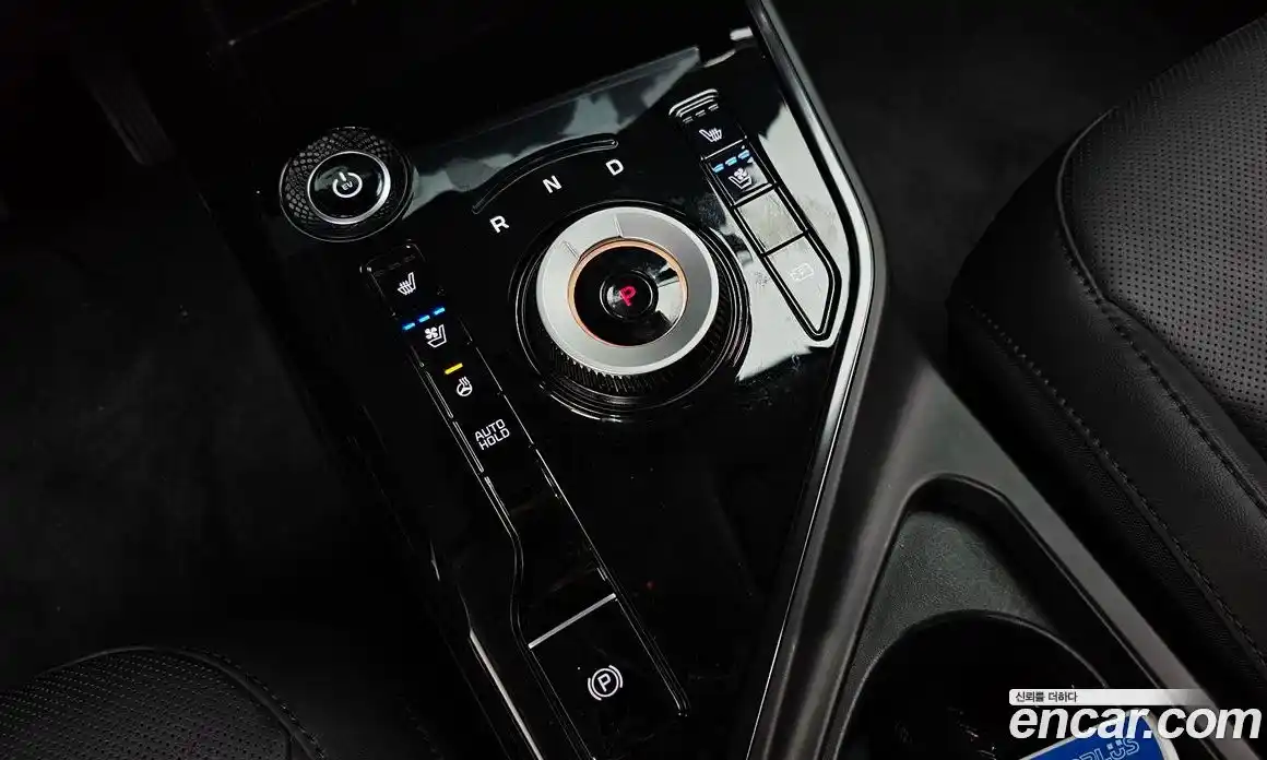 Kia Niro 2023 0.2 автомат (гидро), фото 11