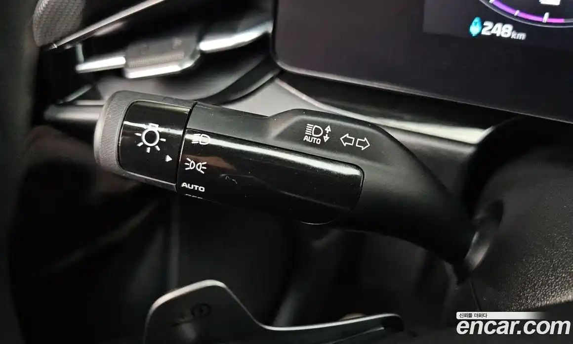 Kia Niro 2023 0.2 автомат (гидро), фото 27