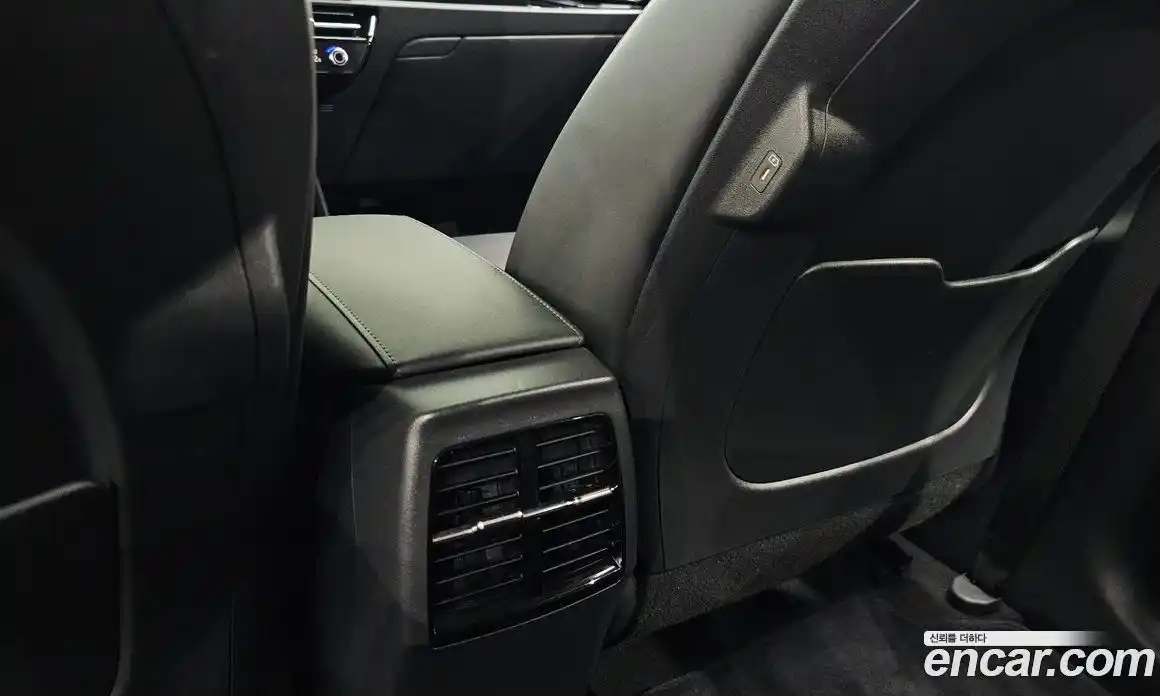 Kia Niro 2023 0.2 автомат (гидро), фото 31