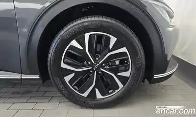 Kia EV6 2022 0.1 автомат (гидро), миниатюра 7