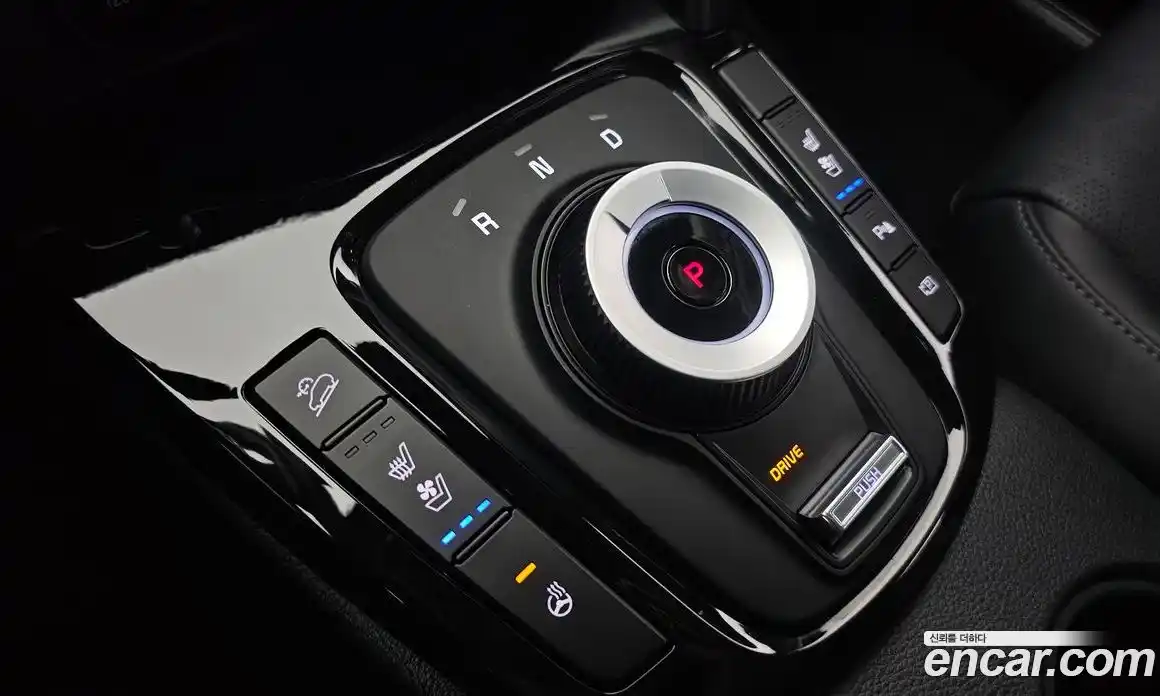 Kia Seltos 2025 1.6 автомат (гидро), фото 11