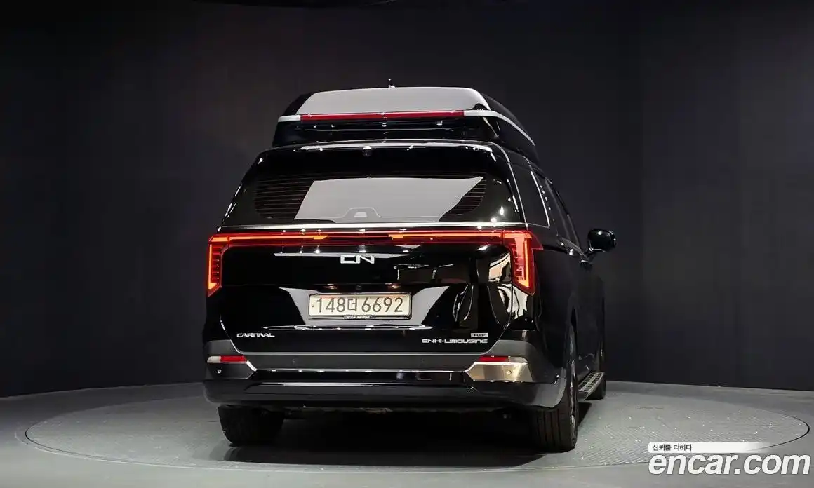 Kia Carnival 2024 1.6 автомат (гидро), фото 4