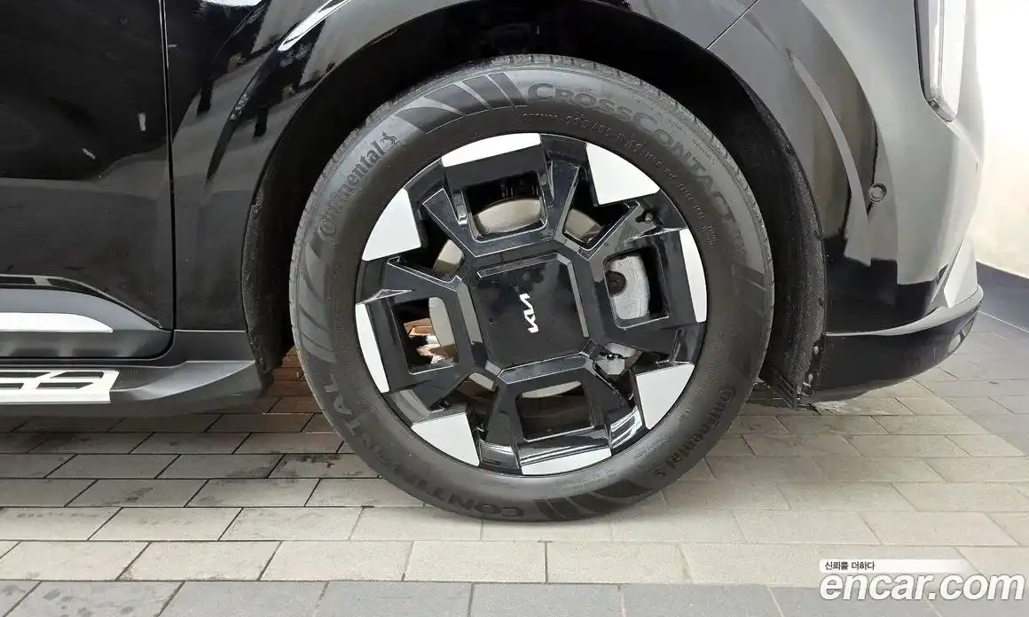 Kia Carnival 2024 1.6 автомат (гидро), фото 7