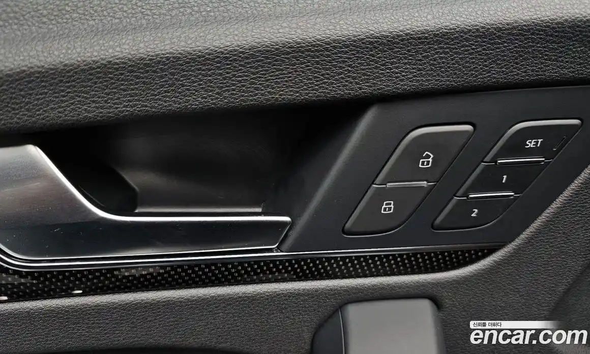 Audi SQ5 2021 3.0 автомат (гидро), фото 26