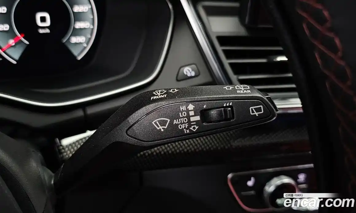 Audi SQ5 2021 3.0 автомат (гидро), фото 33