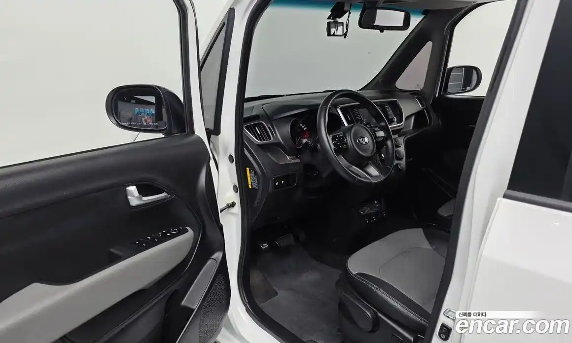 Kia Ray 2019 1.0 автомат (гидро), фото 13