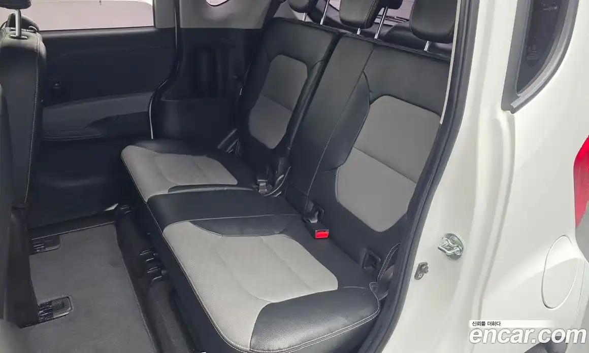 Kia Ray 2019 1.0 автомат (гидро), фото 16