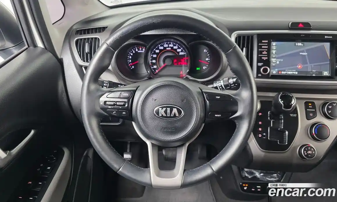 Kia Ray 2019 1.0 автомат (гидро), фото 19