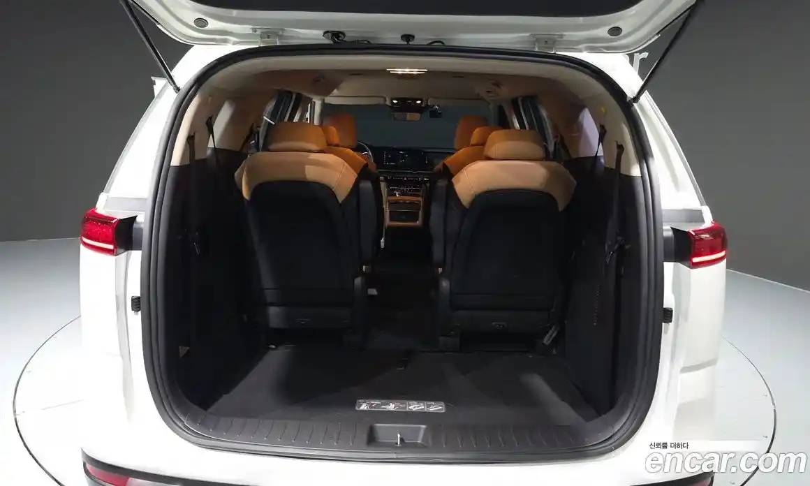 Kia Carnival 2022 3.5 автомат (гидро), фото 20