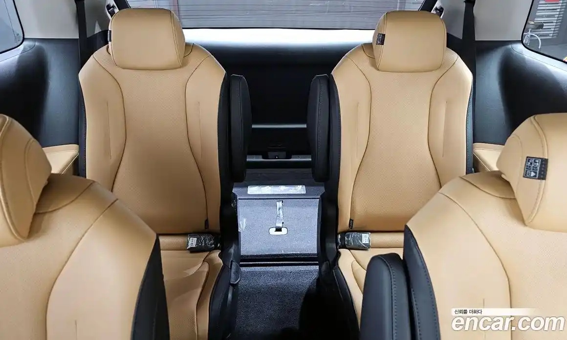 Kia Carnival 2021 2.2 автомат (гидро), фото 16