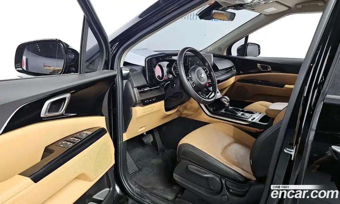 Kia Carnival 2021 2.2 автомат (гидро), фото 18
